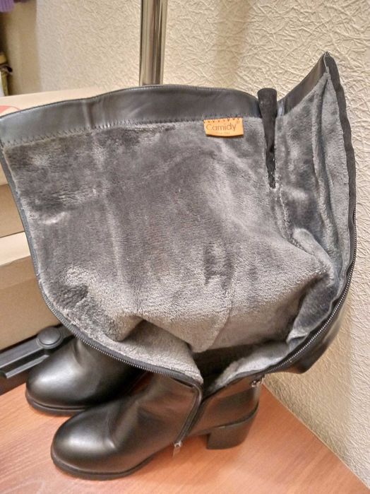 Сапоги женские новые