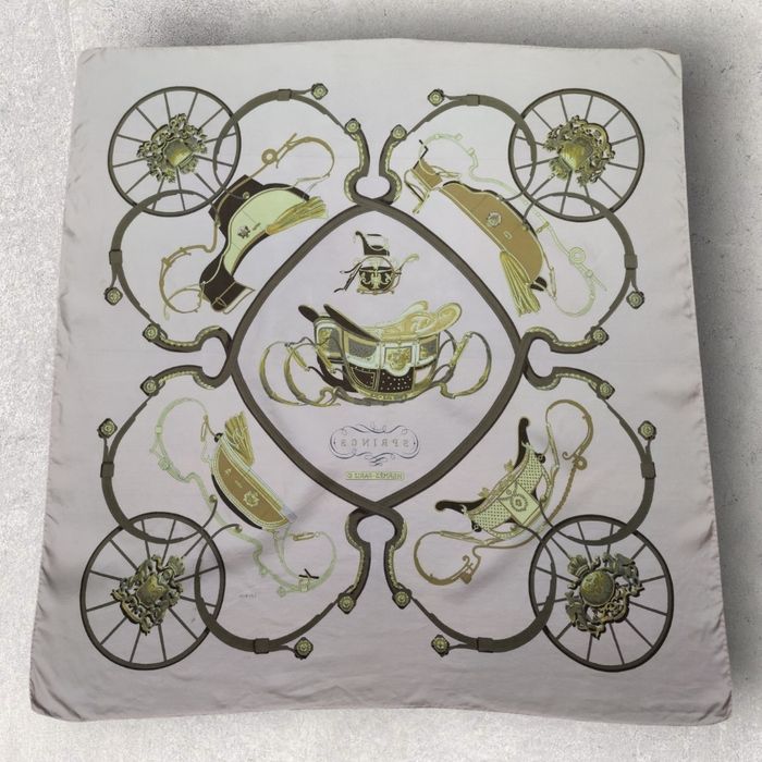 Шелковый платок Hermes Springs