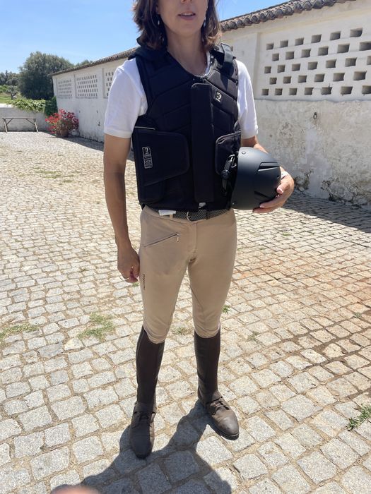 Coletes proteção da marca “Horka”