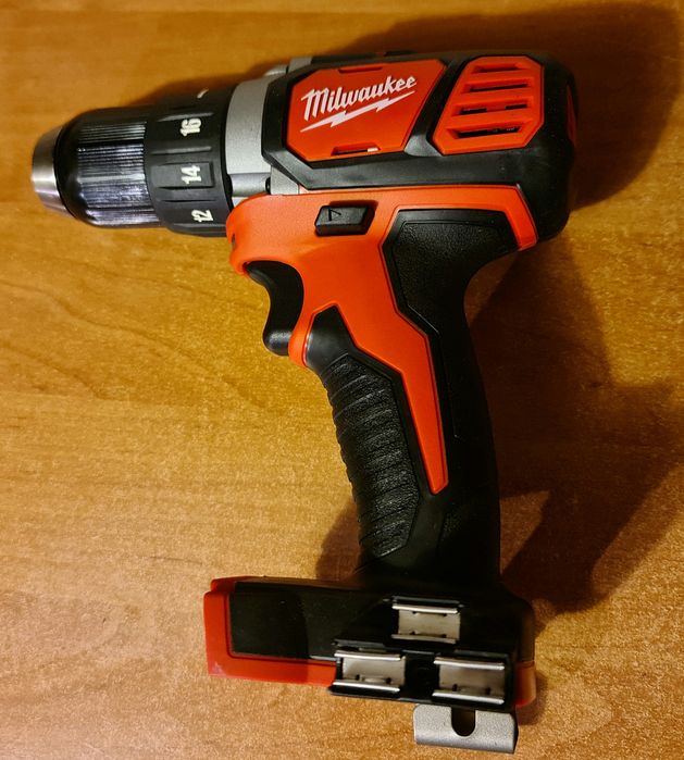 Wiertarko wkretarka milwaukee  m18
