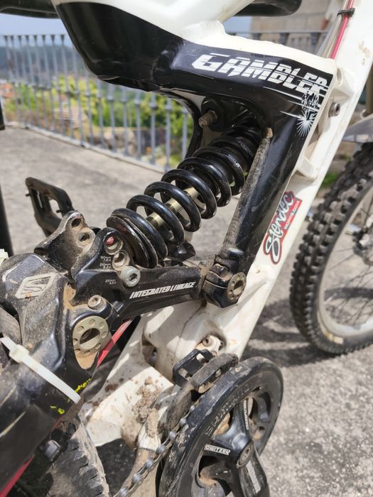 Bicicleta downhill 26 Scott Gambler