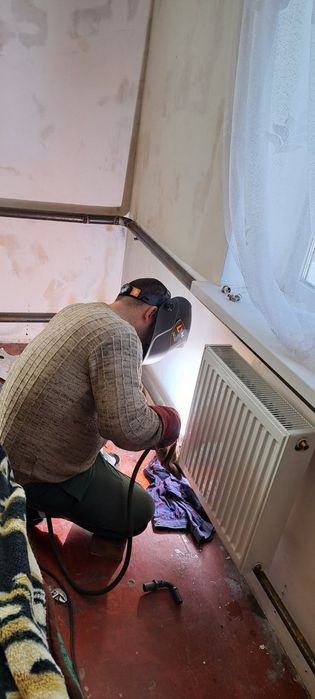 Зварювальник металоконструкцій сварщик