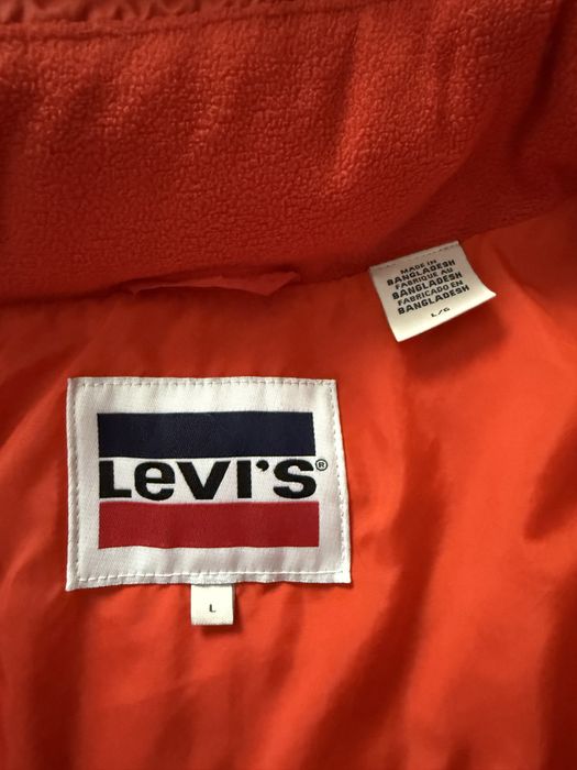 Пуховик Levis жіночий