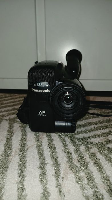 Kamera vhs-C panasonic NV-S70E
