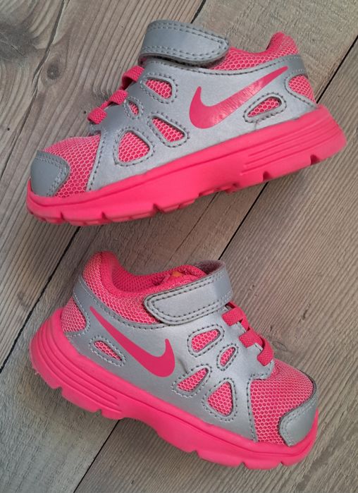 Кросівки NIKE (р.21)