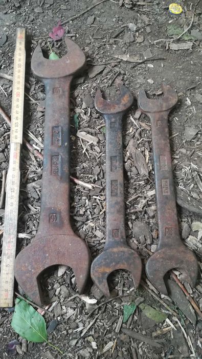 Klucze PRL i inne narzędzia