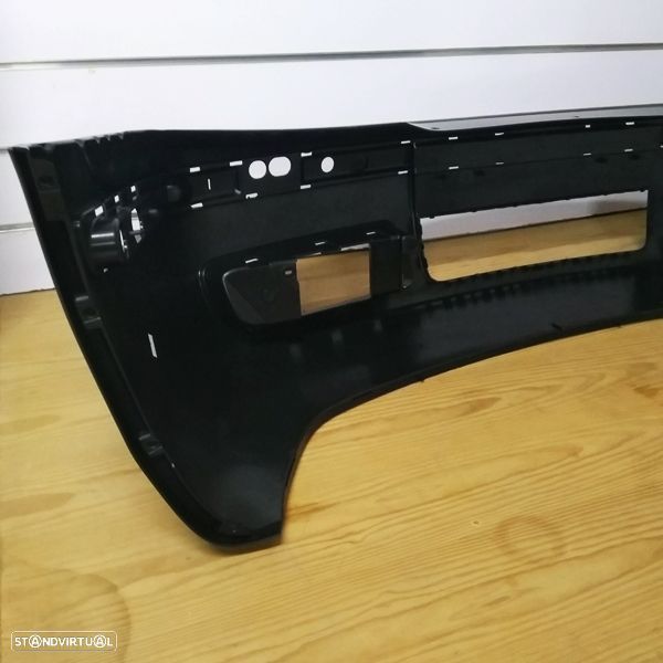 Para-choques Skoda Octavia modelo: 2000 até 2004 novo