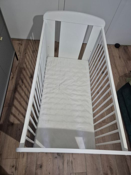 Łóżeczko z szufladą