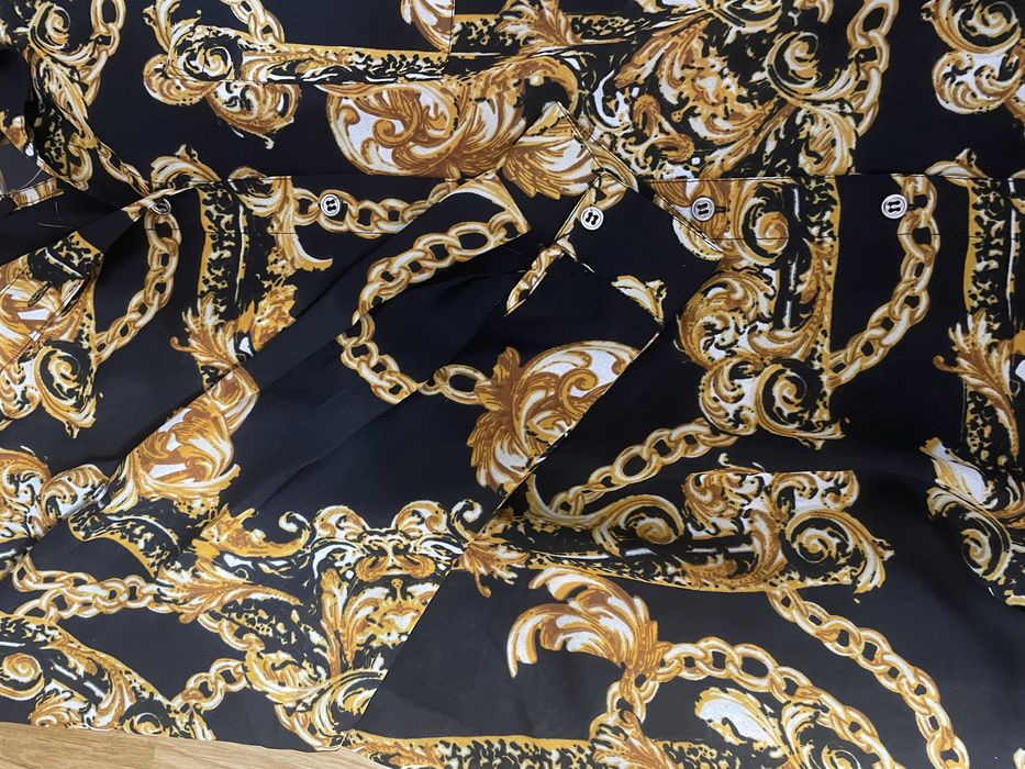 Блузка подовжена розмір л(18 європ)