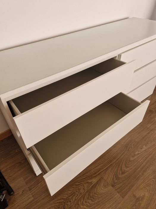 Móvel IKEA MALM 3+3 gavetas e vidro