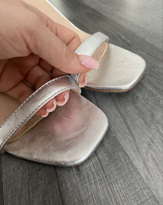 Linzi 38 srebrne buty sandały sandałki na słupku