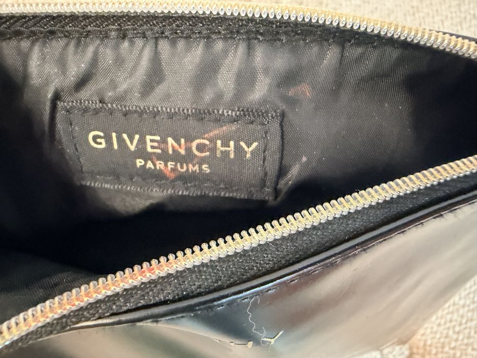Givenchy pequena bolsa
