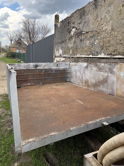 Причіп одноосний самоскидний
