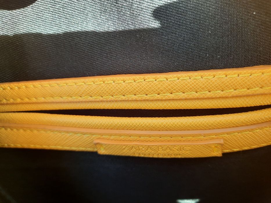 Mochila Zara cor mostarda