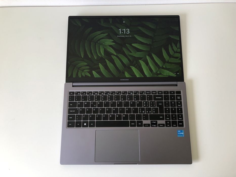 Samsung Galaxy Book4 – Intel Core i3 13ª Geração – 8GB RAM – 256GB SSD