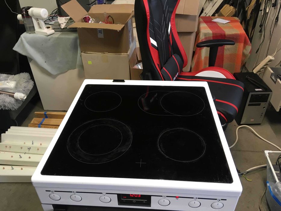 Kuchenka elektryczna 60 cm