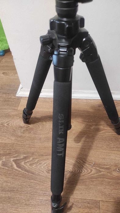 Продам штатив SLIK Pro 500DX в комплекте с фирменной 3D-головой SLIK Able 300DX Head (SH-705E).