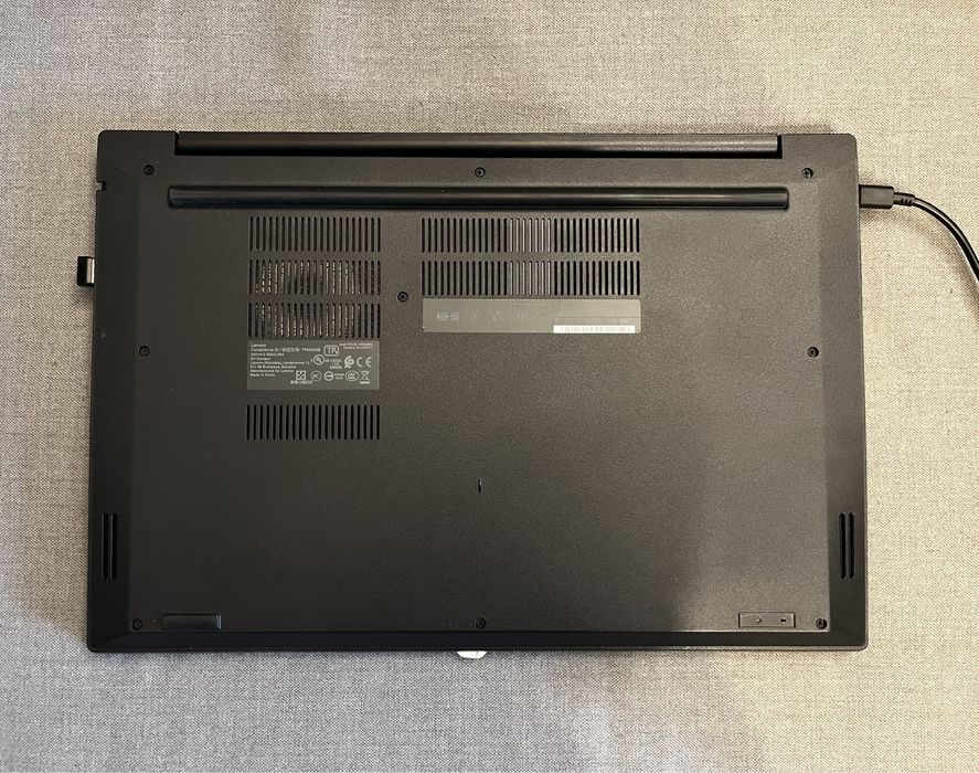 Ноутбук Lenovo ThinkPad E595