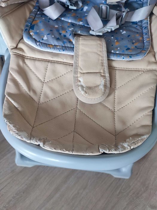 Krzesełko do karmienia Kinderkraft Lastree