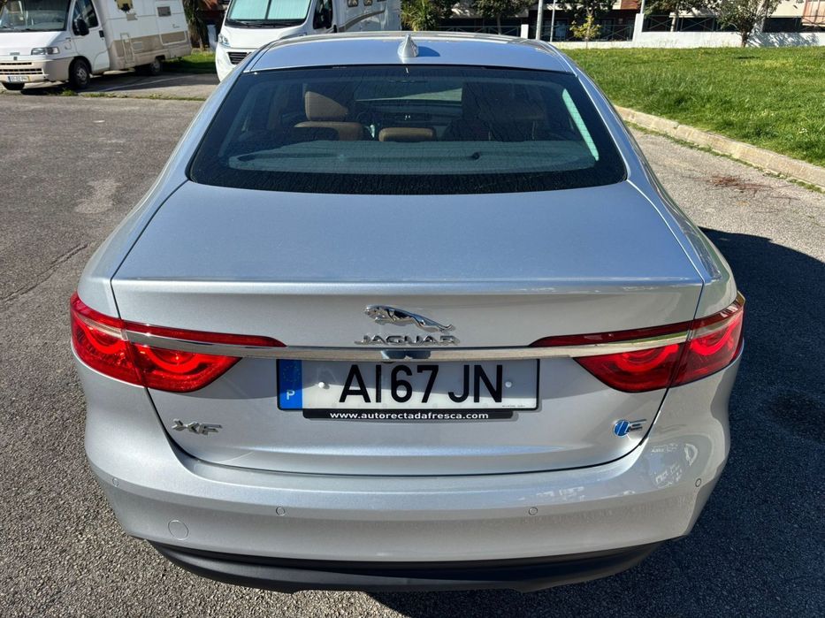 Jaguar XF 2.0 D Prestige Aut.