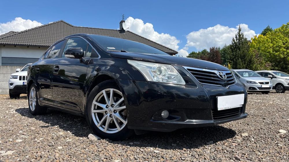 Toyota Avensis 2.0D4D 126KM zadbana zarejestrowana kamera klimatronik