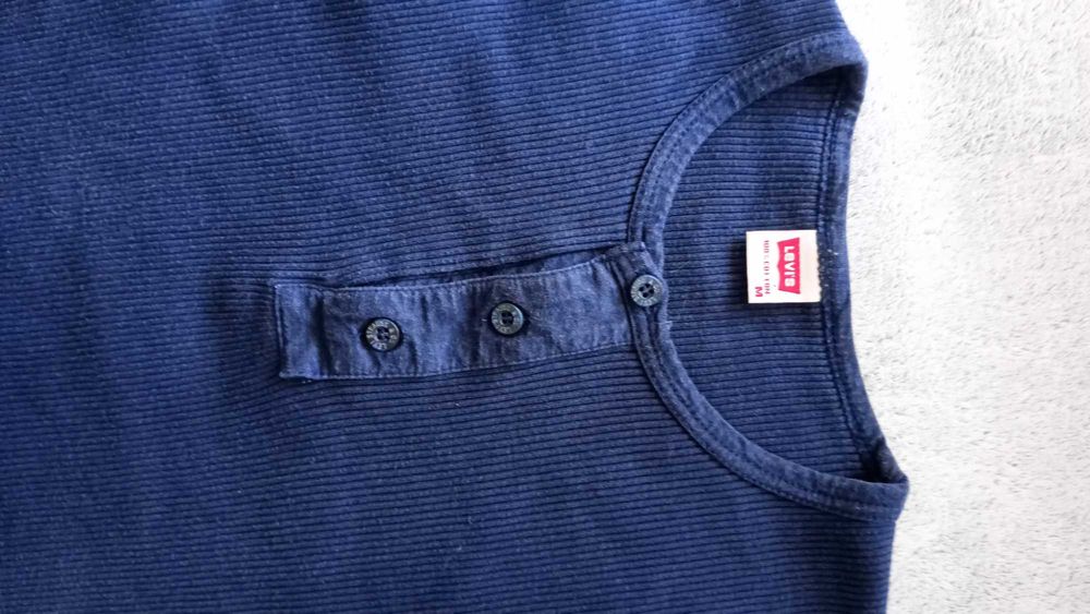 Sprzedam t-shirt Levi's rozm. M