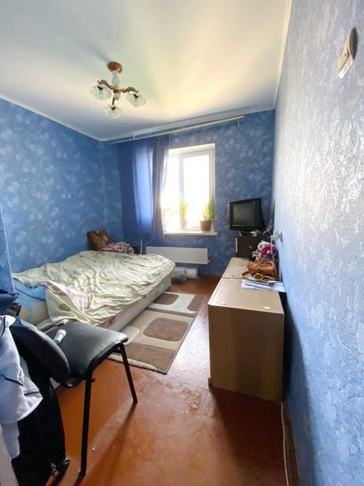 Продается просторная 4к. квартира на Намыве.ц6