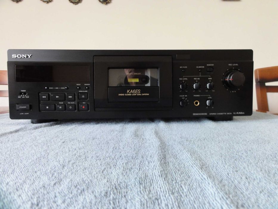 Magnetofon kasetowy Sony TC-ka6es, pilot sony RM-J701.