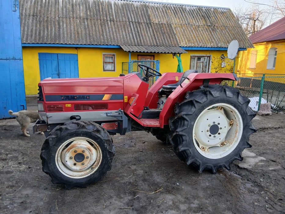 Трактор Yanmar FV-330D