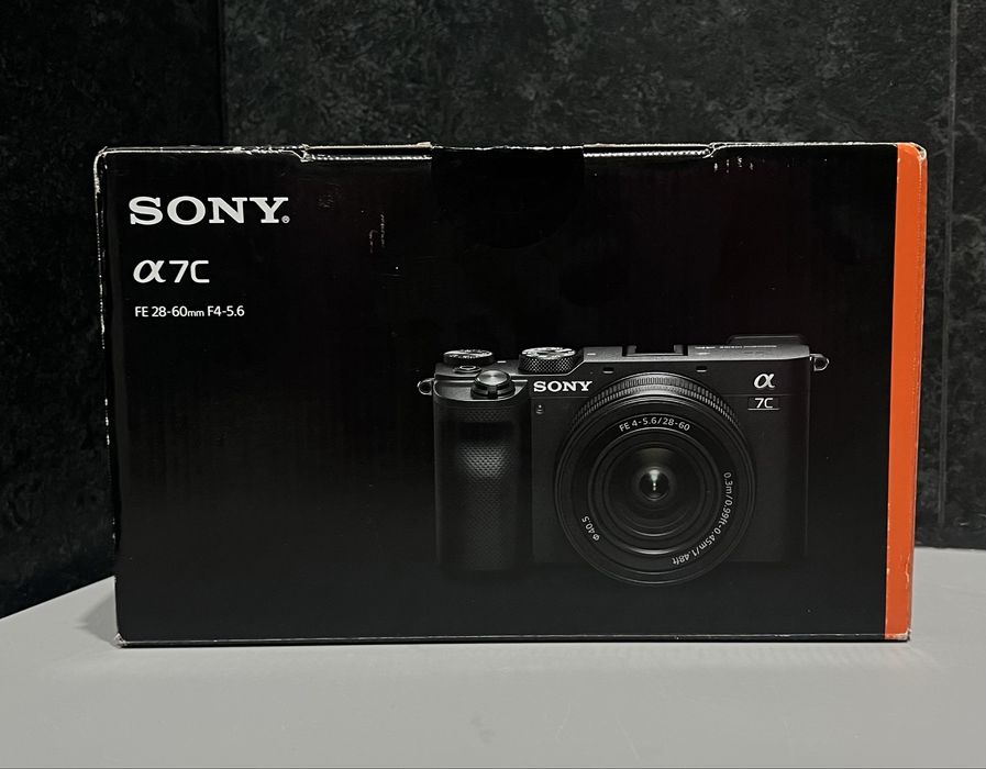Цифровий фотоапарат Sony A7C FE 28-60 mm F4-5.6