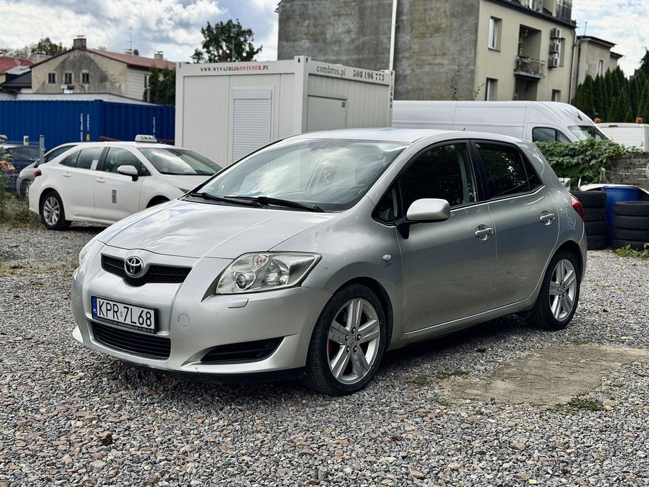 Toyota Auris 2007r 2.2 d4d 177km