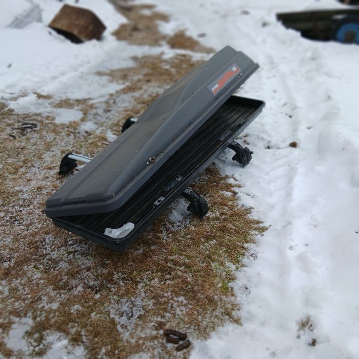 Box dachowy  bagaznik na narty