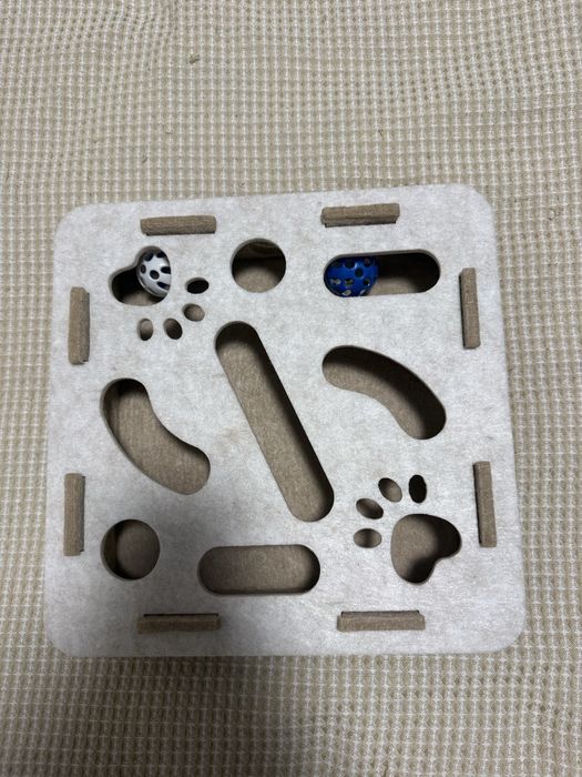 Вграшка для котика