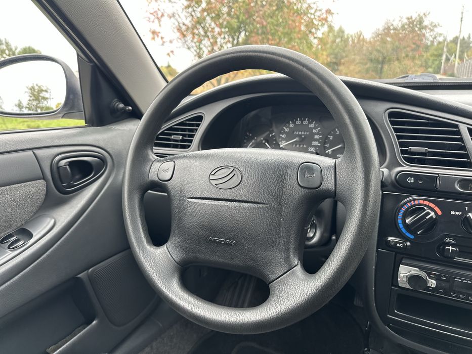 Daewoo Lanos 1.5 SE (газ/бенз)