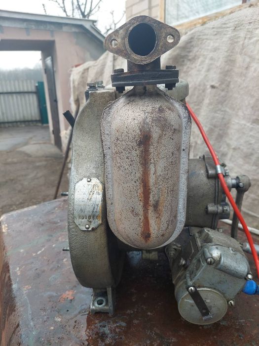 Продам двигун бензиновий 2 к.с.