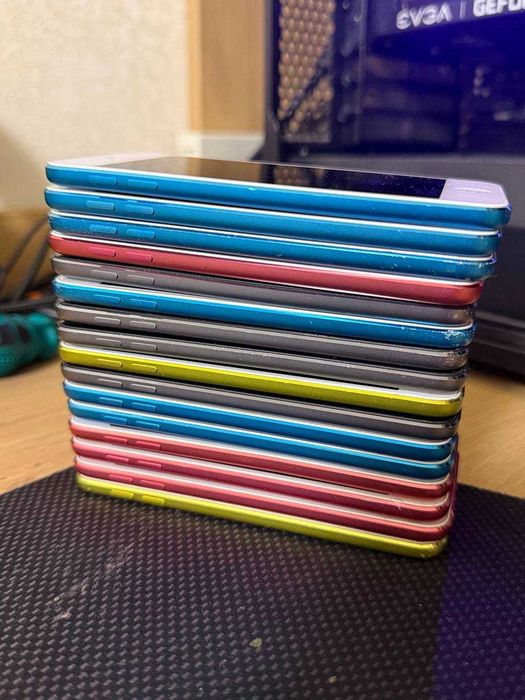 Apple Ipod mp3 mp4 player музичний плеєр неробочі 16 шт. одним лотом.