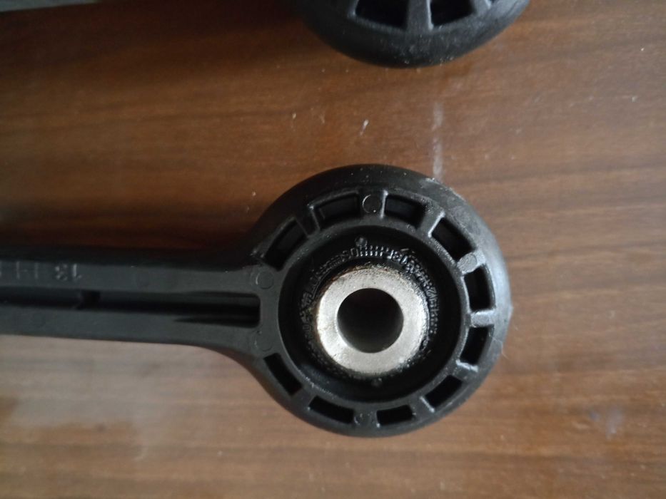 Стойки  переднего стабилизатора Ауди Q5