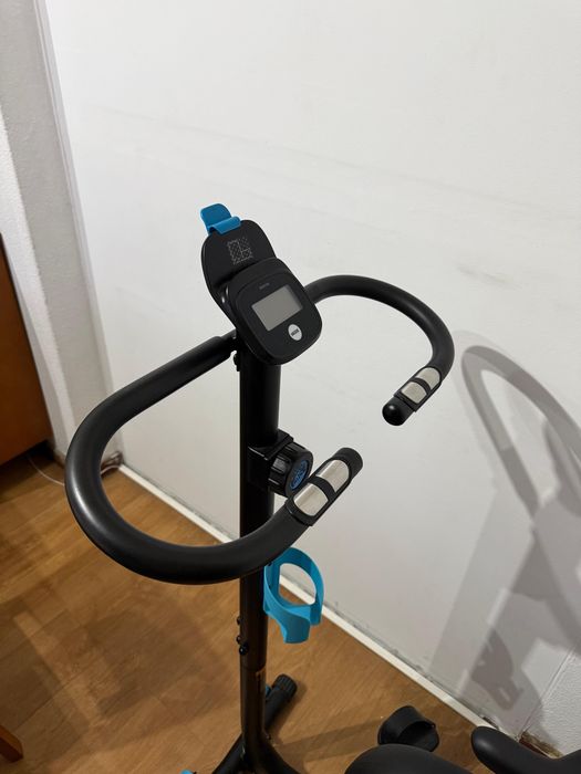 Bicicleta Estática Essencial EB 120 Domyos