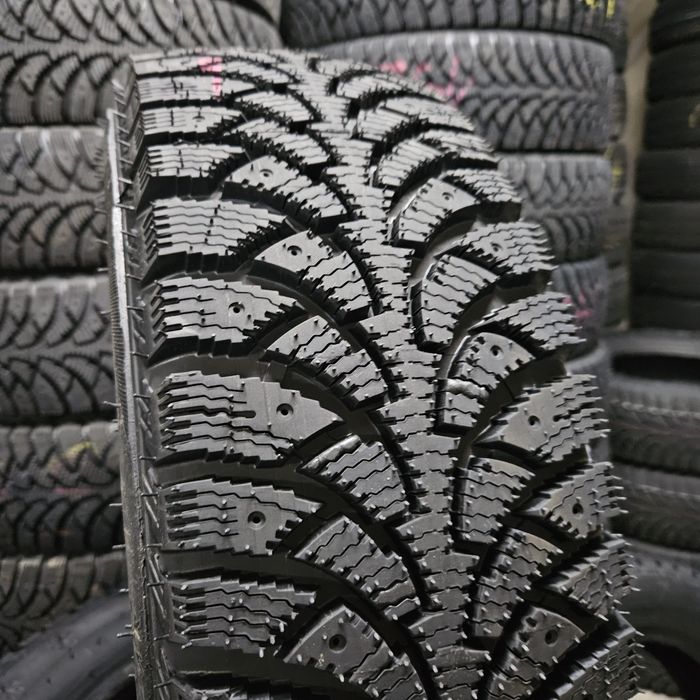 195/65R15 opony zimowe  kopia Nokian Hakapelita górska opona