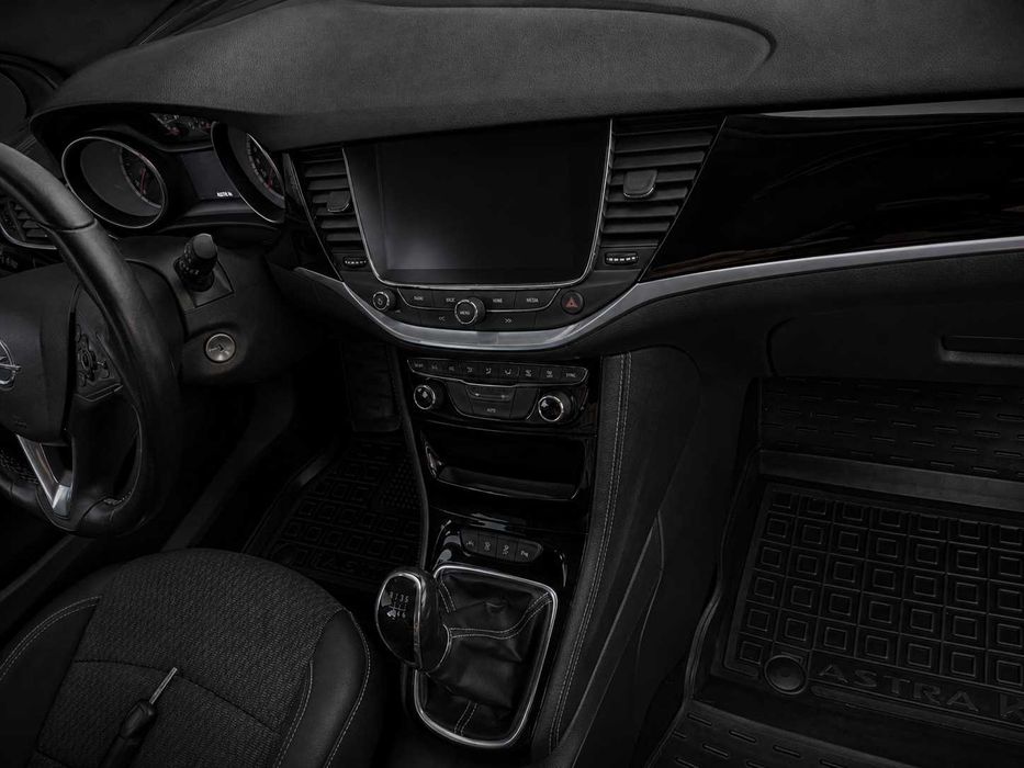 Opel Astra K Sports Tourer (універсал) у відмінному стані.