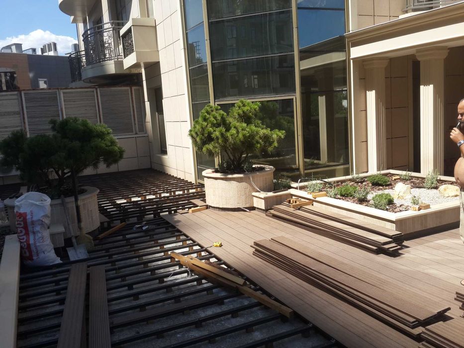 Укладка паркета, настил ламината, паркетной доски, массив, террасы ...