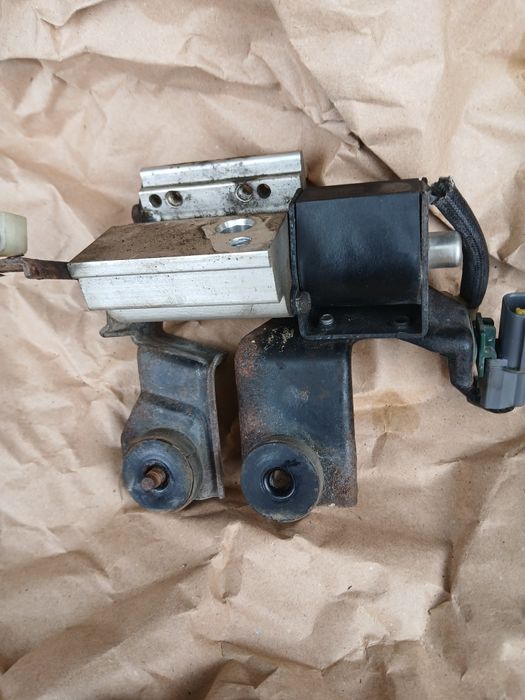 Клапан кондеціонера до Хонди Срв 2007!!