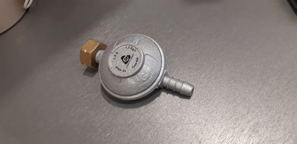 Регулятор давления газа редуктор газа газовый пропановый баллон Италия