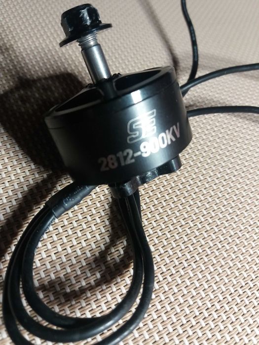 Мотор SE 2812 900 KV двигун для дрона FPV
