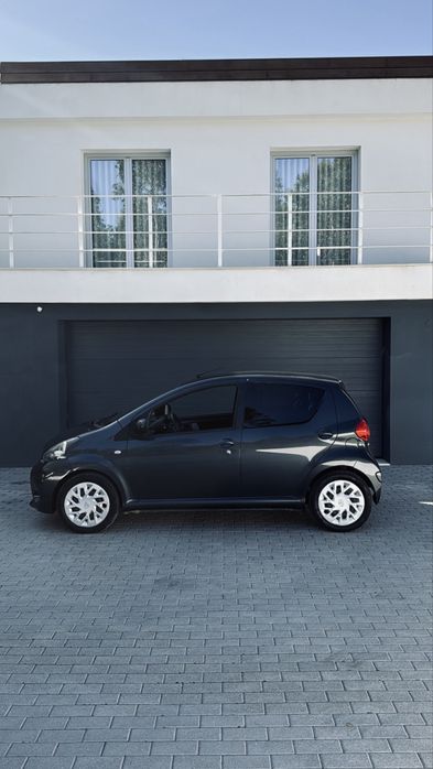 Toyota Aygo 90.000 km — photo 3