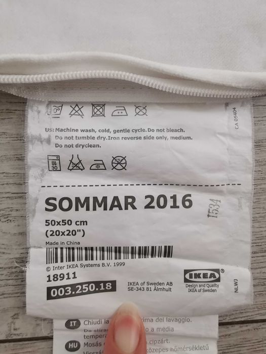 Poszewka ozdobna na poduszkę - pasy