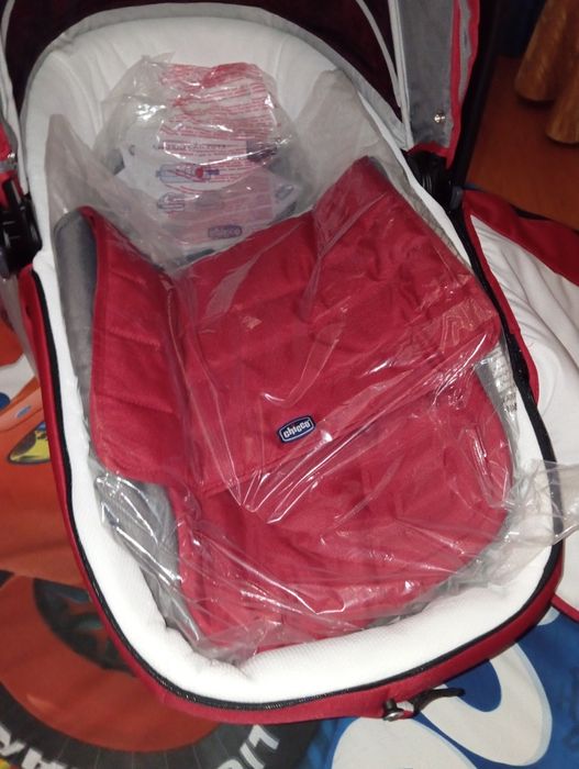 Vendo carrinho de bebê