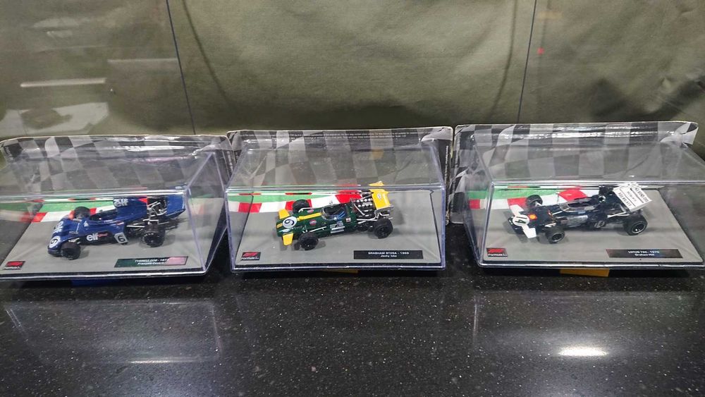 16 Miniaturas Formula 1 / F1  (1/43) - IXO / Minichamps
