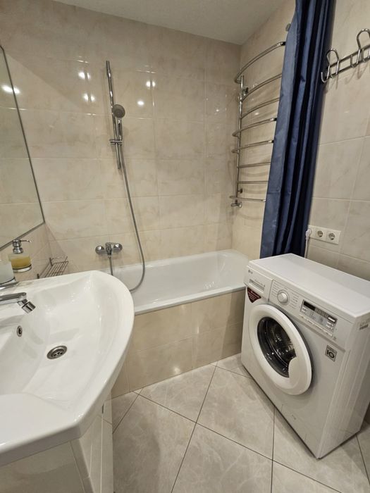 Продам велику 1к квартиру на Гоголя 10А