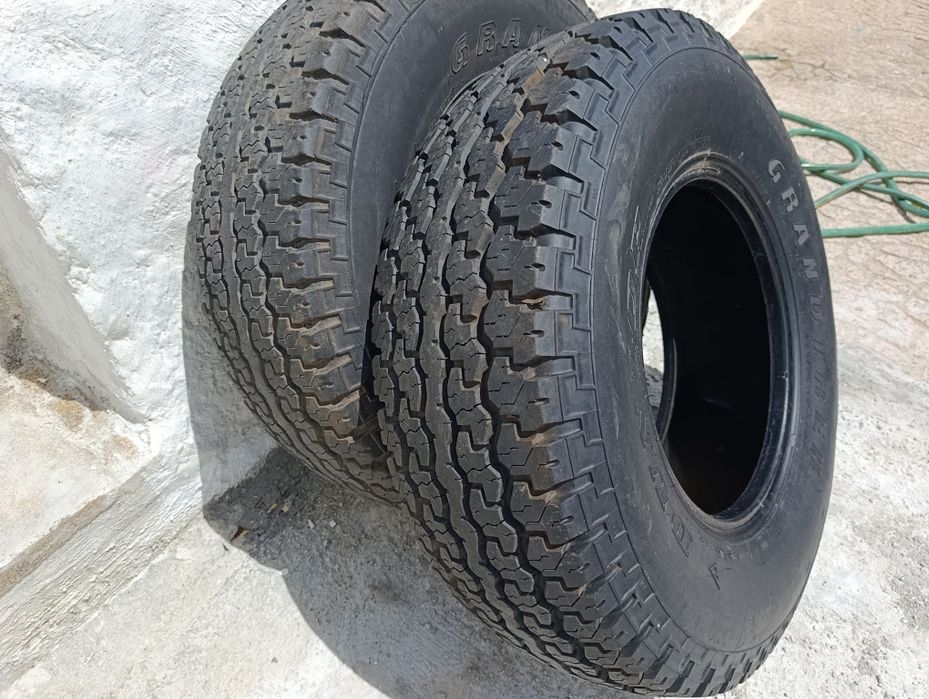Pneus Dunlop 255/75R15